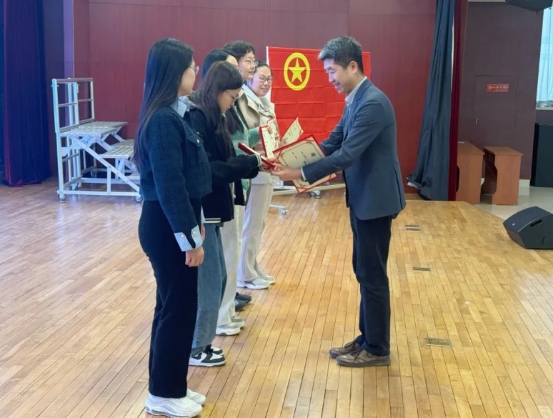 “聚青春之力 筑时代新篇”——北京十二中科丰校区第六期少年先锋团校正式起航