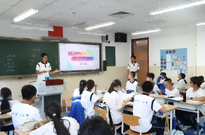 思辨交锋展风采 青春激扬启智慧 ——北京市第十二中学初二年级“会友杯”辩论赛纪实