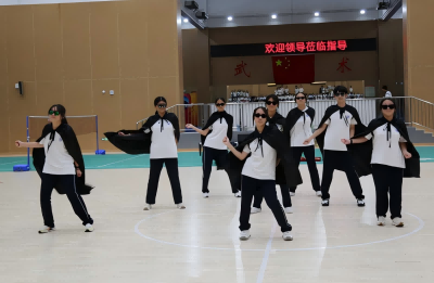 青春起舞展风采——北京十二中高一年级自编操舞汇演落幕